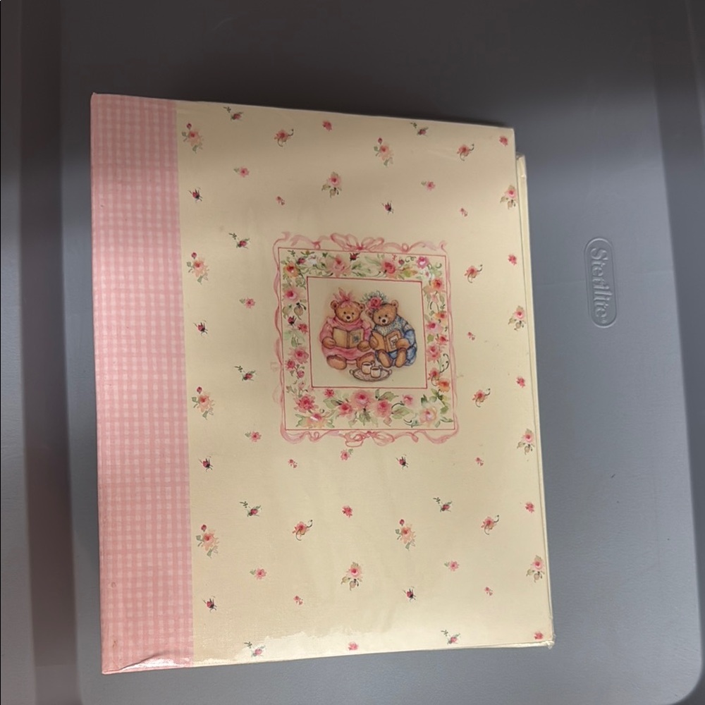 Hallmark Mary’s Bears vintage Floral Teddy Bear Photo Album